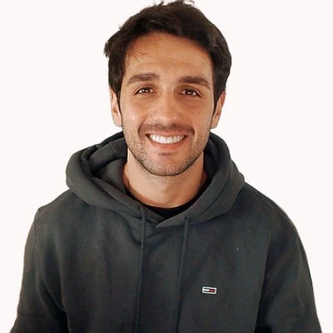 Xavi Bertomeu - Invitado experto en ciberseguridad en Un Podcast Seguro